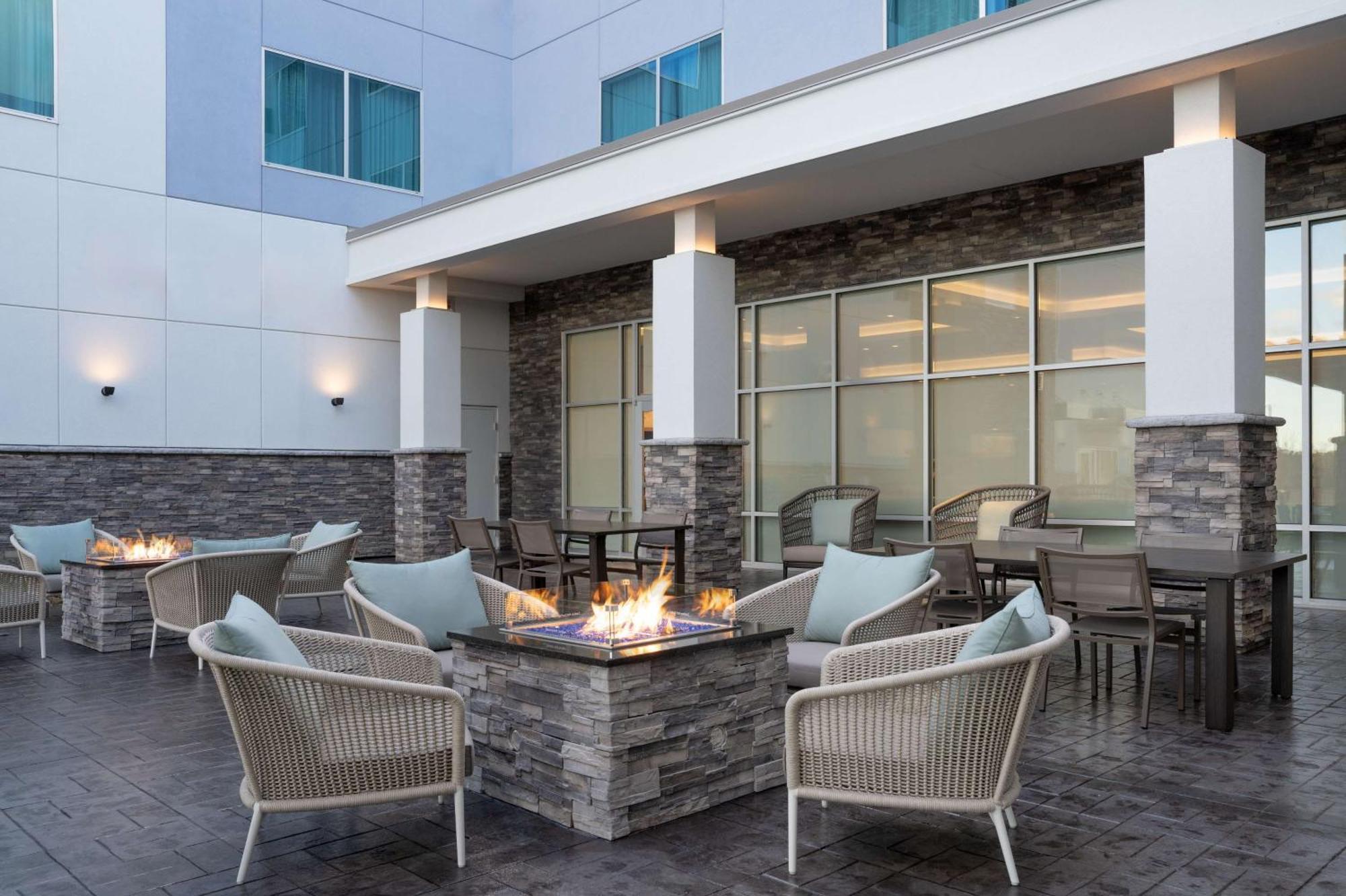 Homewood Suites By Hilton Goldsboro Εξωτερικό φωτογραφία
